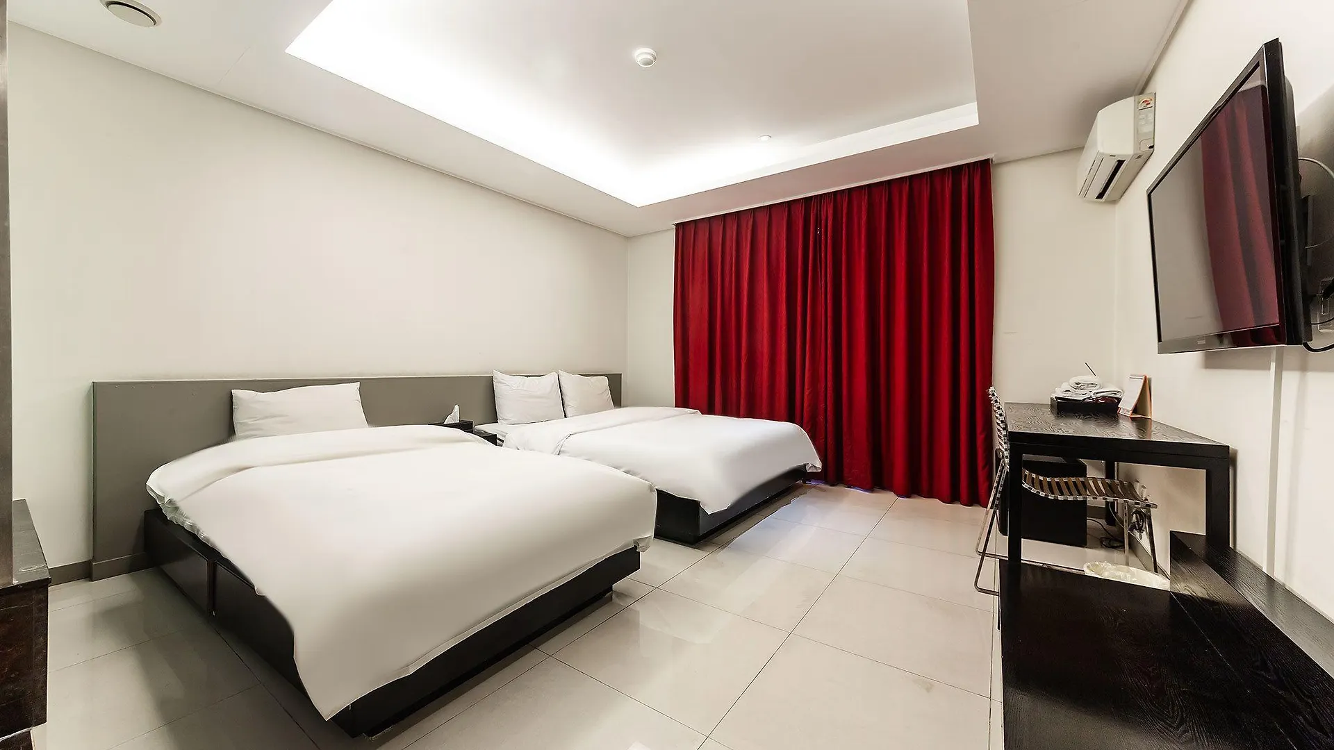Wolmido Ruby Hotel