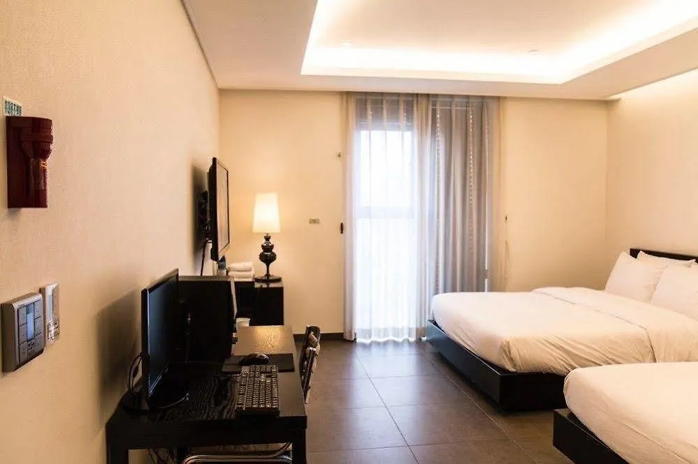 Wolmido Ruby Hotel