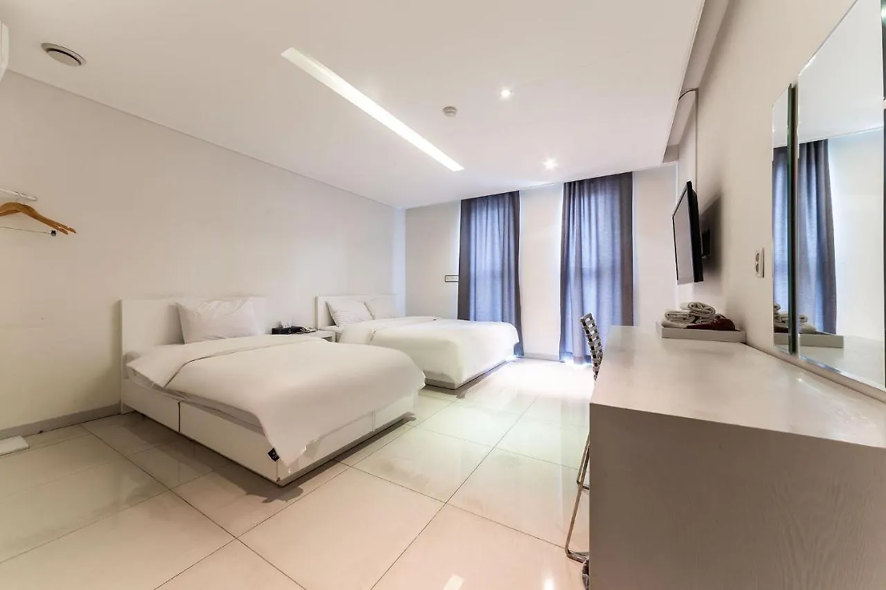 Wolmido Ruby Hotel 4*, Incheon South Korea