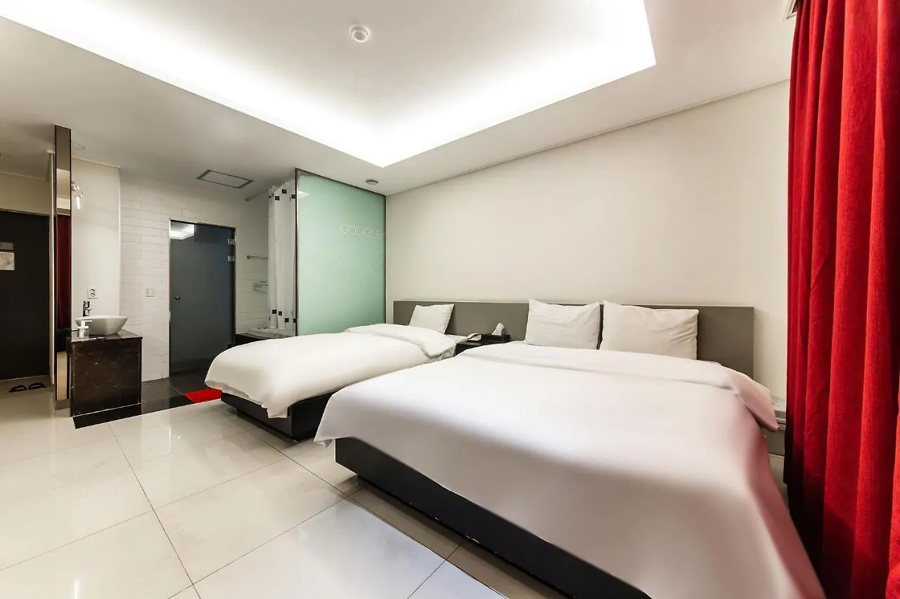 Wolmido Ruby Hotel 4*, Incheon