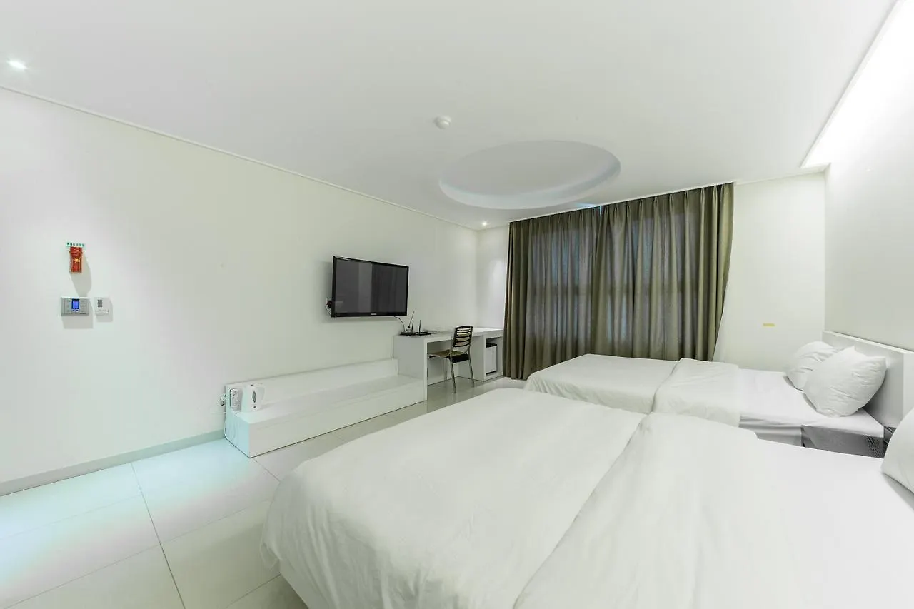 Wolmido Ruby Hotel
